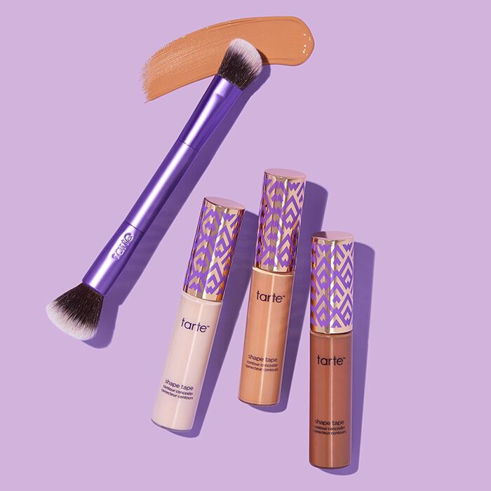 shape tape™ quickie concealer brush