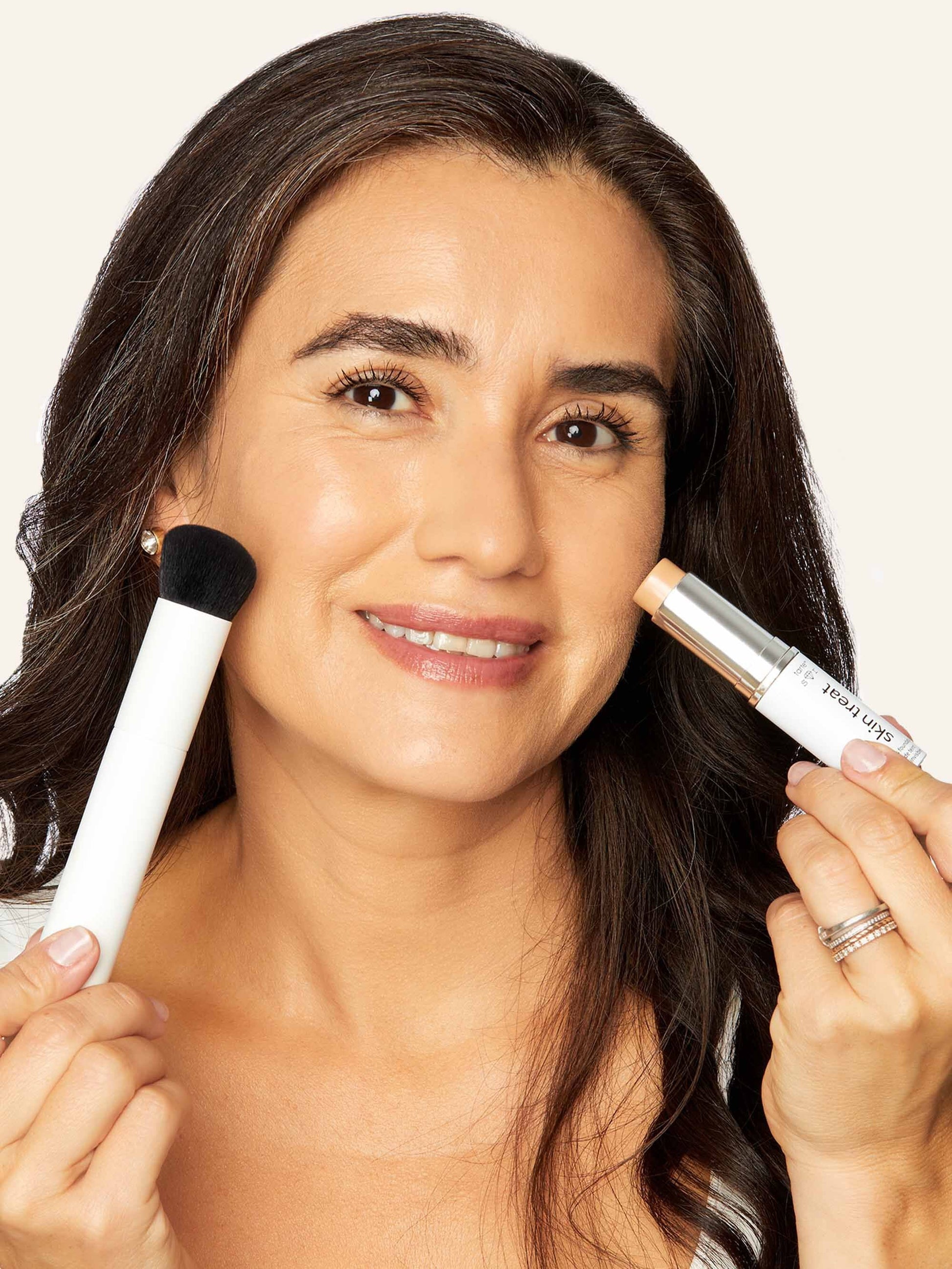 skin treat poreless foundation stick