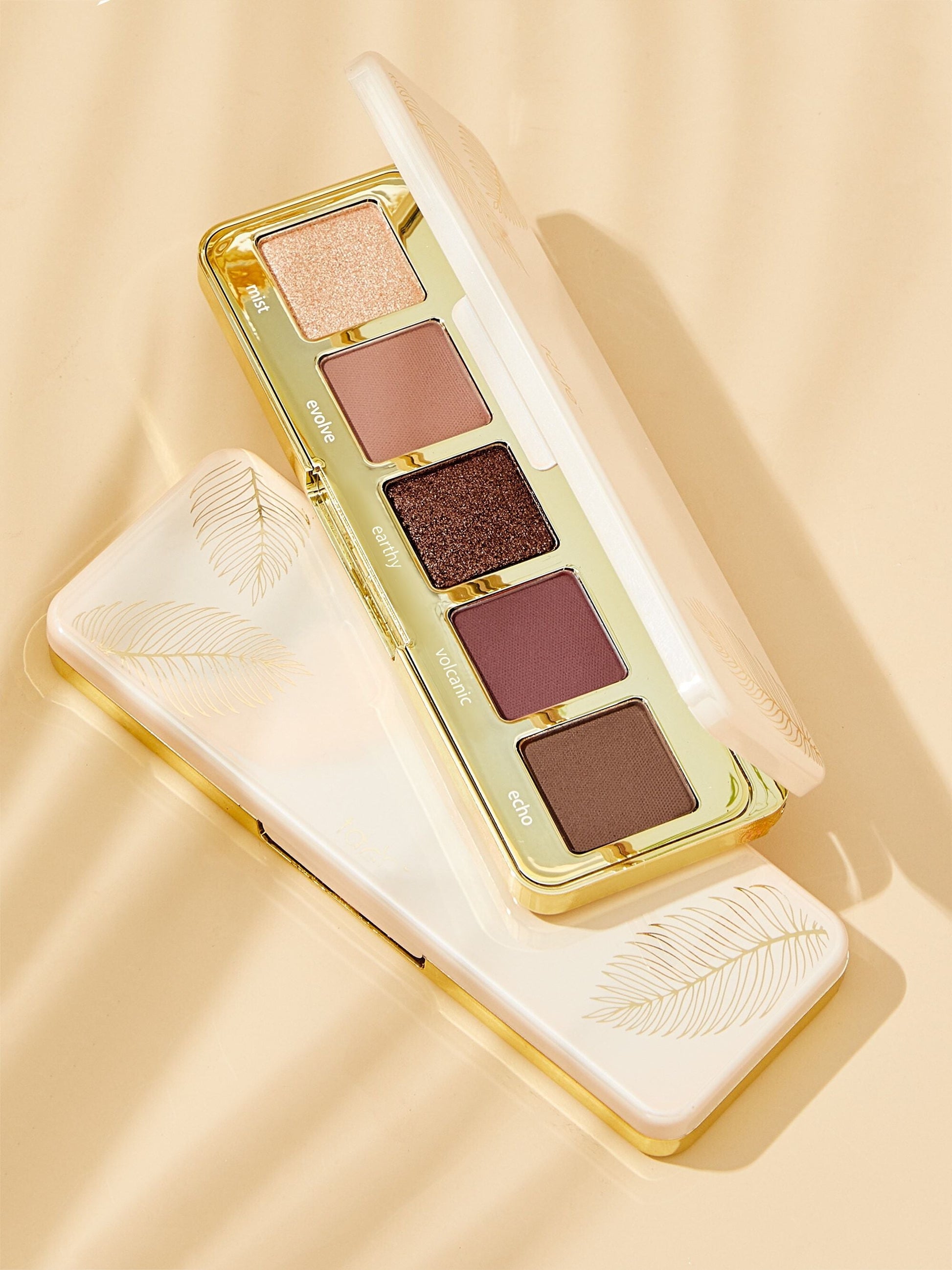 glamazon™ to-go eyeshadow palette