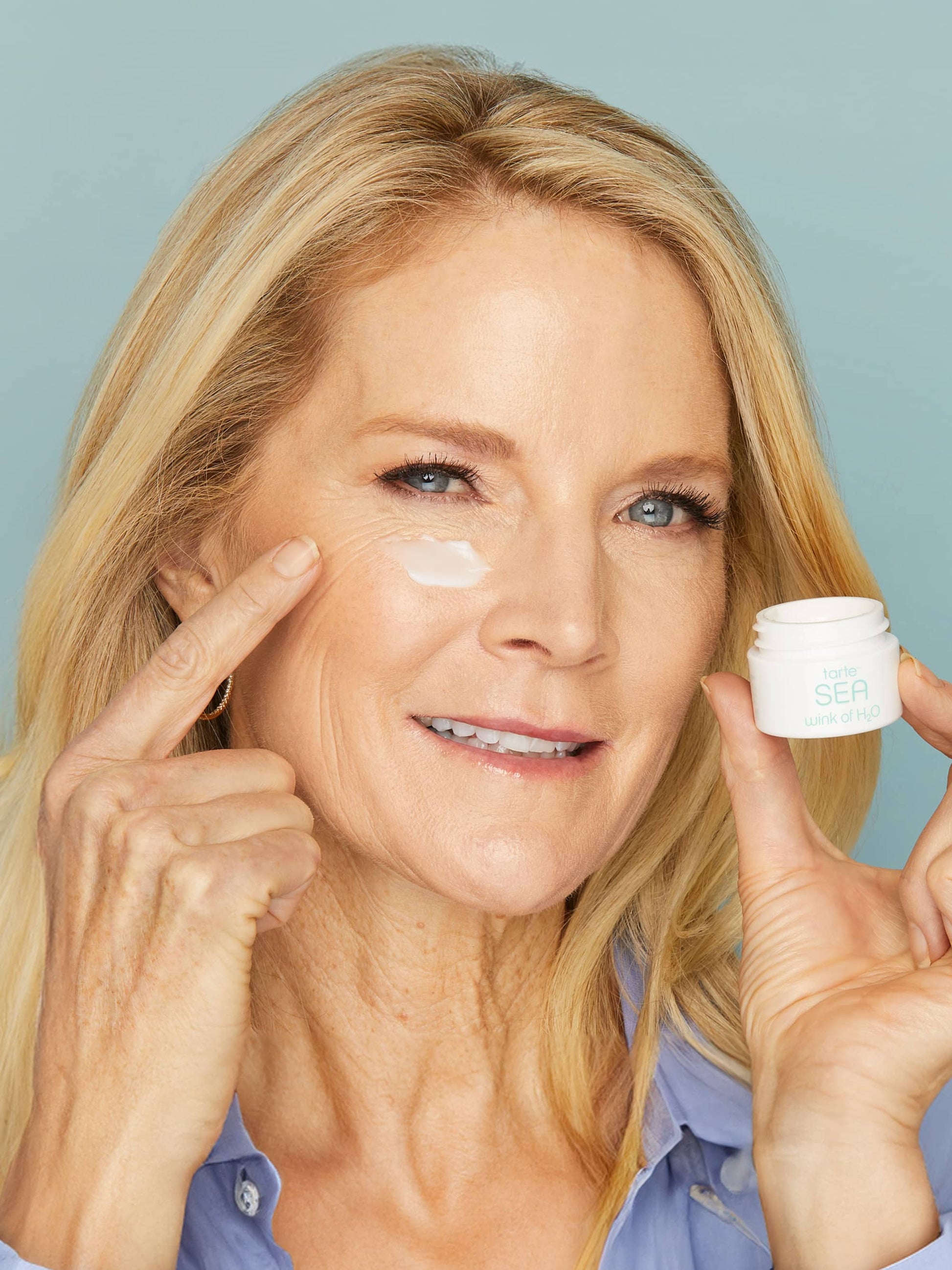 travel-size wink of H₂O eye cream